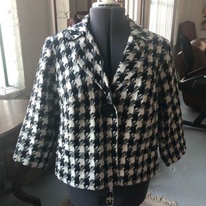 Houndstooth 3/4 Length Swing Style Jacket Size 14